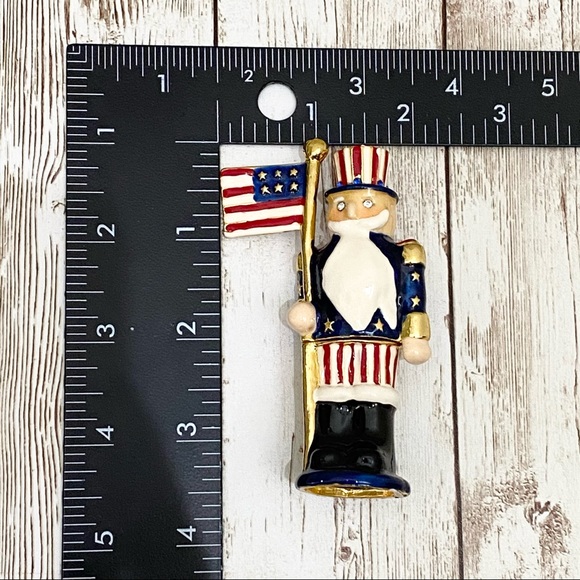 The Firecracker Uncle Sam Nutcracker Trinket - Picture 5 of 11